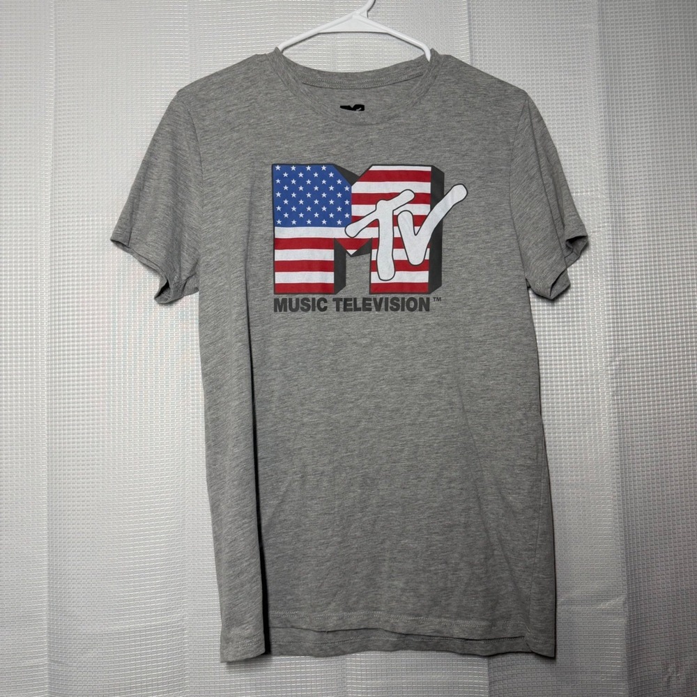 MTV‎ Graphic Tee Medium Gray American Flag Logo Shirt